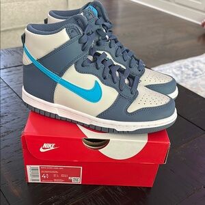 NWT Nike Dunk Highs - Size 4.5Y